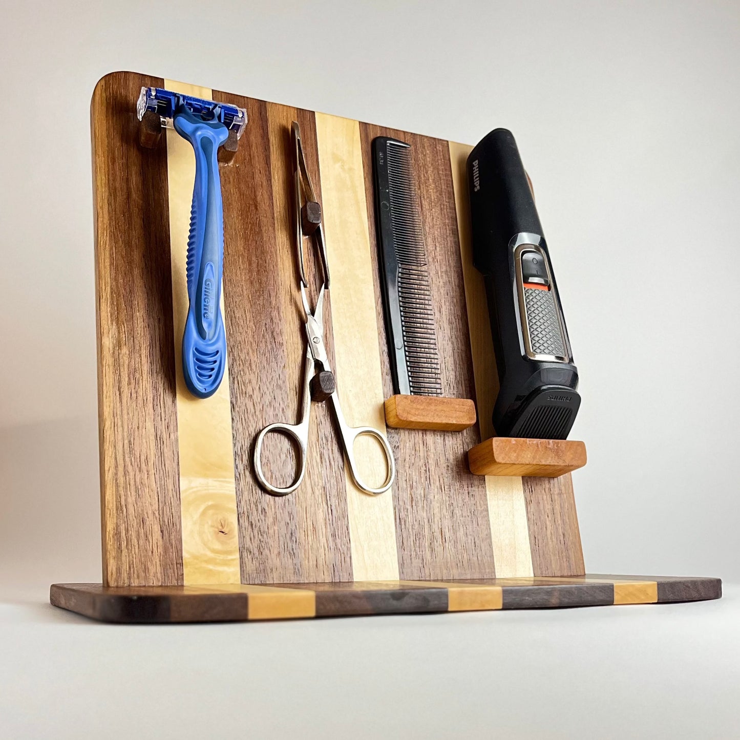 Grooming station 3 stripes