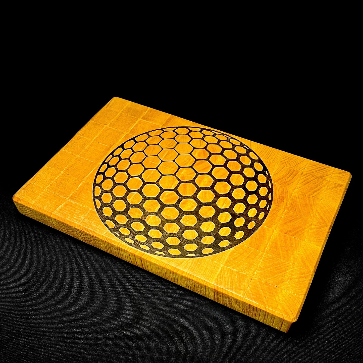 Küchenarbeitsplatte aus Hirnholz mit individuellem Motiv